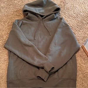 Aritzia Men's Dark Green Hoodie